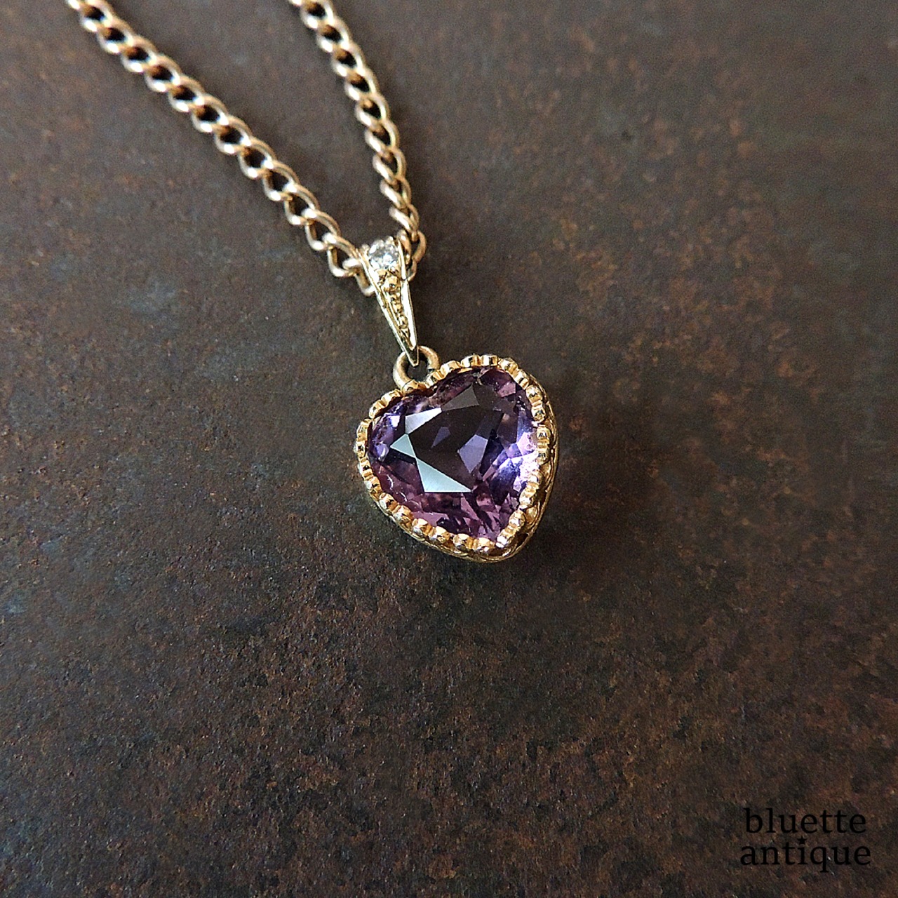 英国アンティークジュエリー エドワーディアン 天然アメシスト 天然ダイヤモンド ペンダントトップ (ソーティングメモ付)