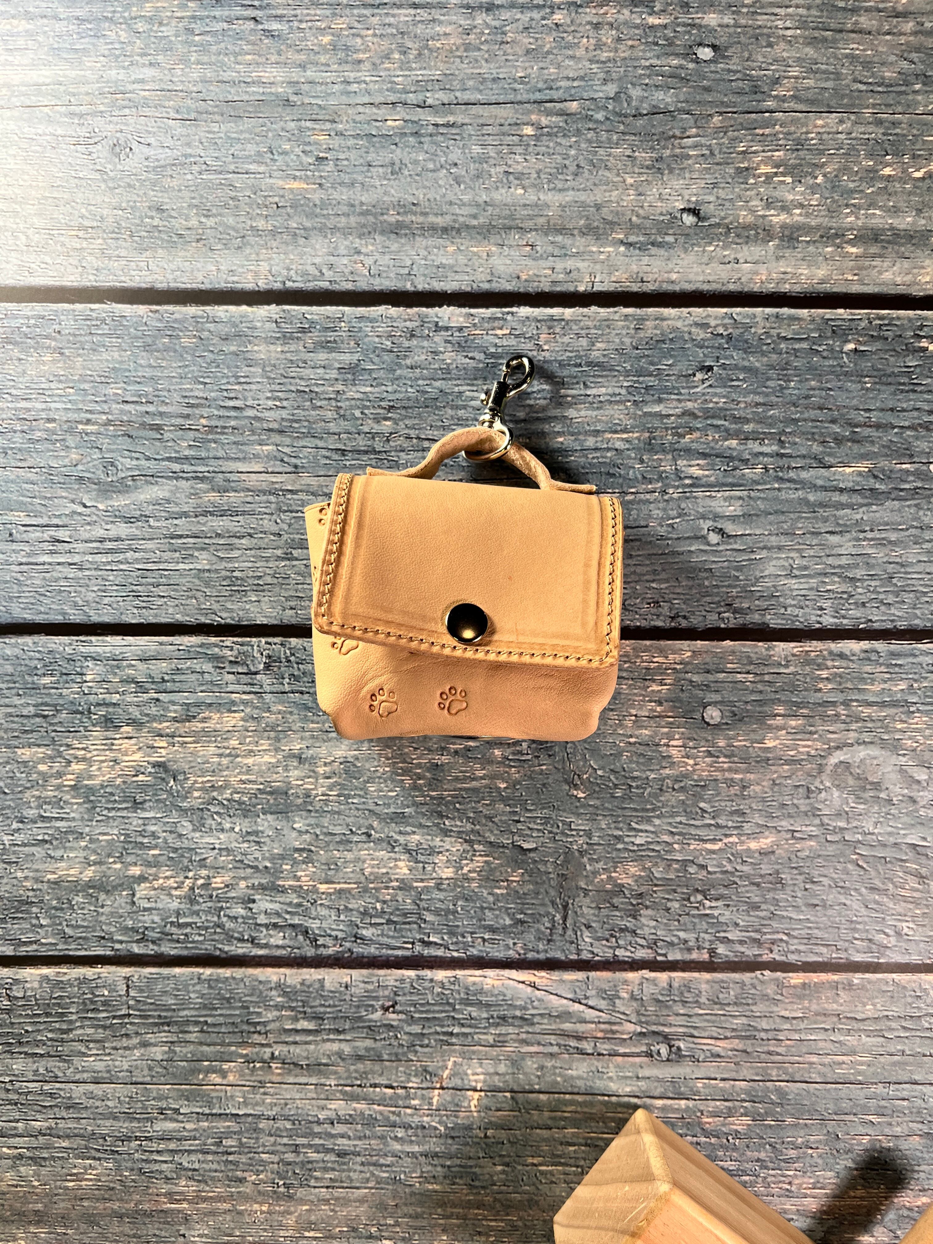 マナー袋ケース ポーチ 本革 名入れ お散歩グッズ | 愛犬の本革