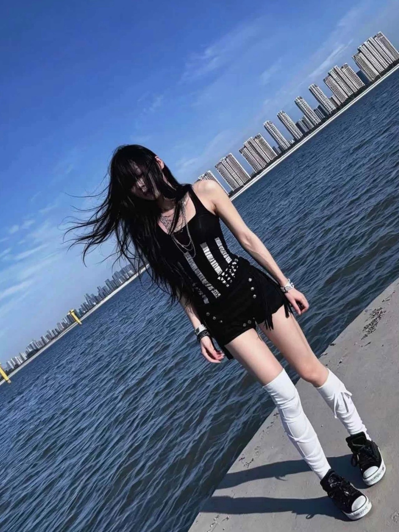 【CinderVein】SSS Flag Silver Print Tank Top