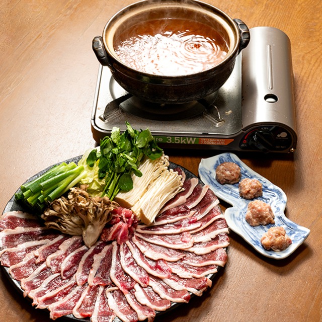 【通販用】＜送料無料＞河内鴨と九条葱の鍋セット( 2人～3人前)〈税込〉／鴨料理／プレゼント／ギフト／希少／ツムラ本店／鍋料理／京野菜／本格料理／御歳暮／御祝／御礼／和食