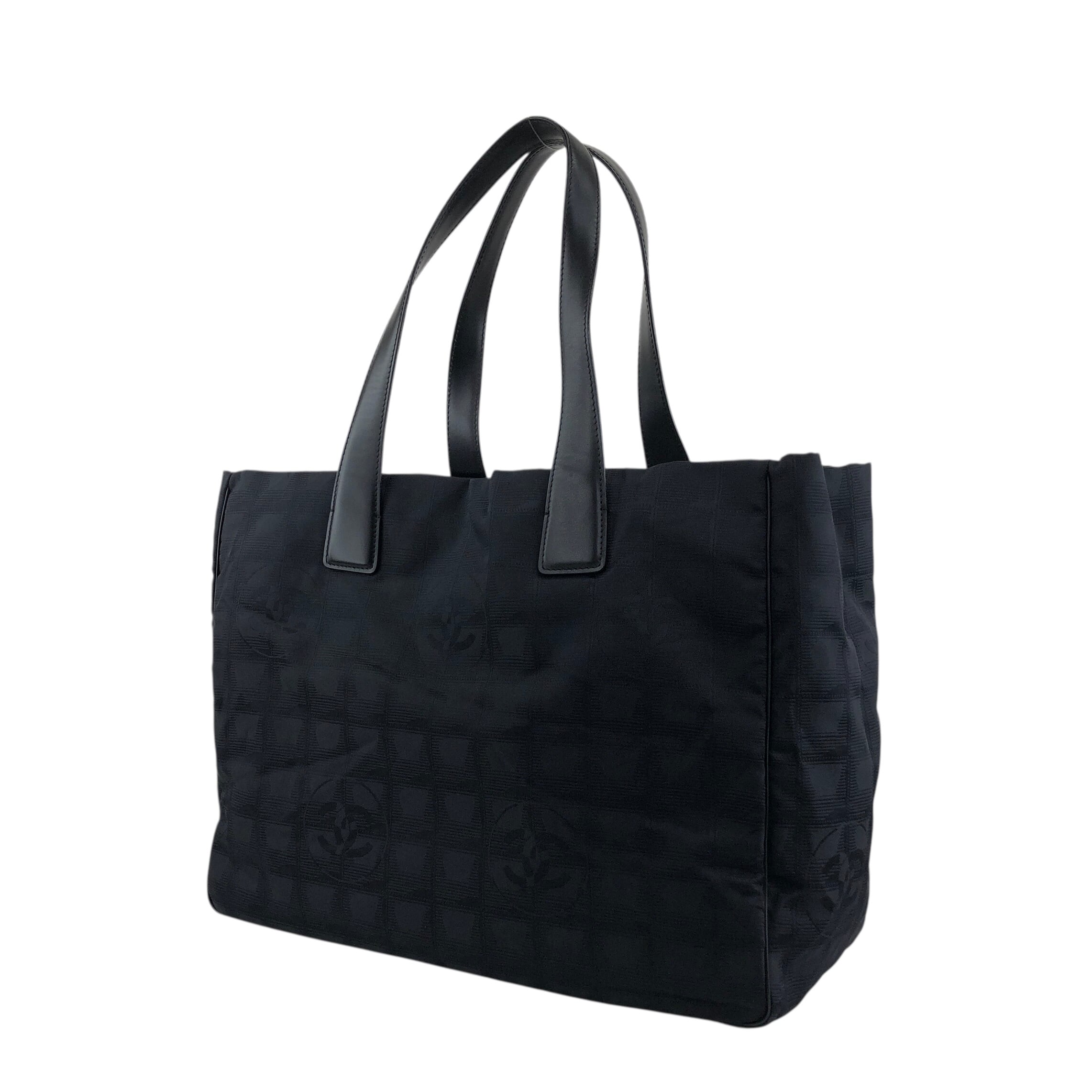 CHANEL ニュートラベルライン トートバッグ ブラック CHANEL シャネル ニュートラベルライン トートバッグ ブラック