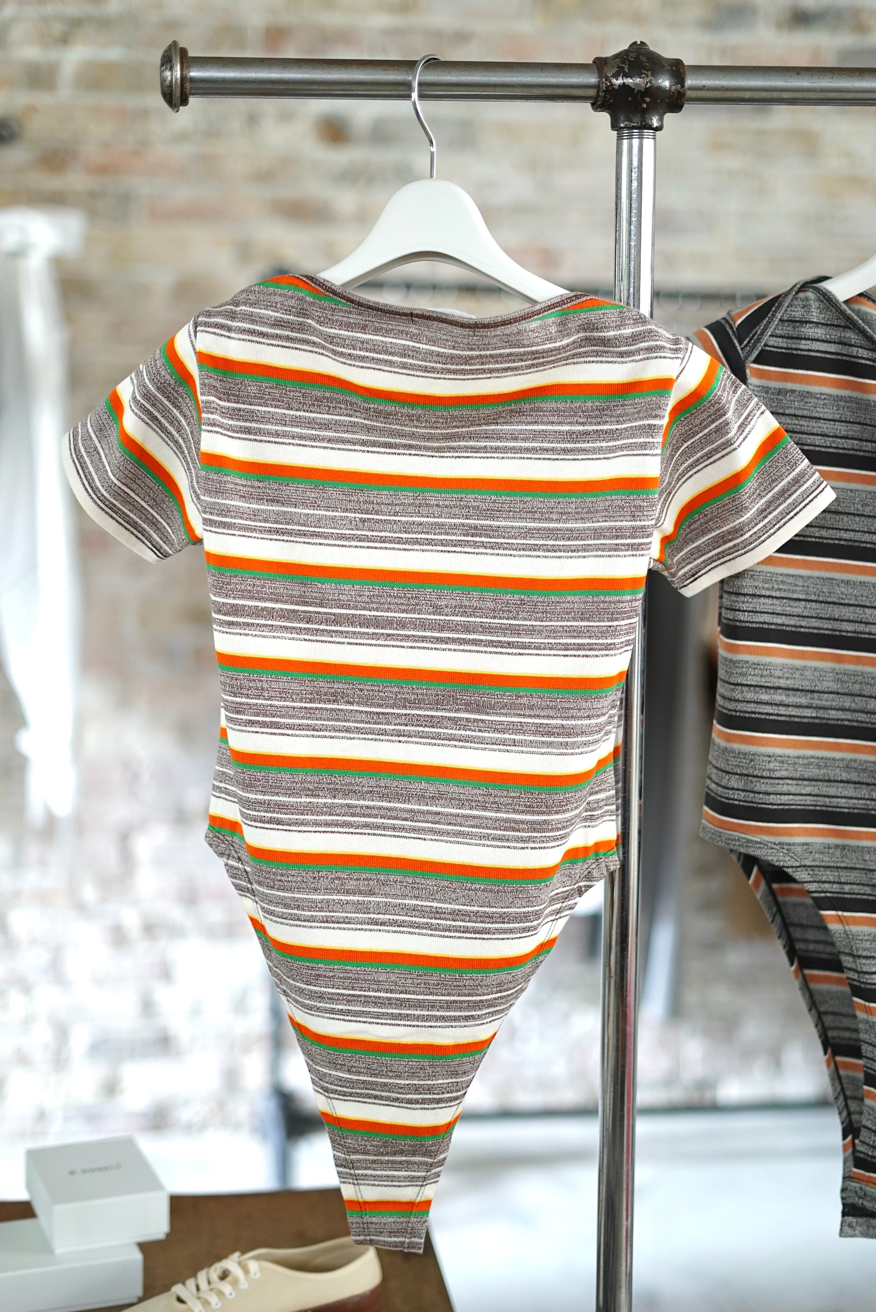フミカウチダGrandrelle multi stripe bodysuit FUMIKA_UCHIDA / Grandrelle multi stripe bodysuit (BROWN, BLACK