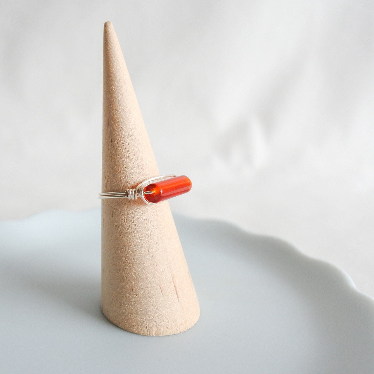 赤メノウ　ほそながい　シルバーの指輪