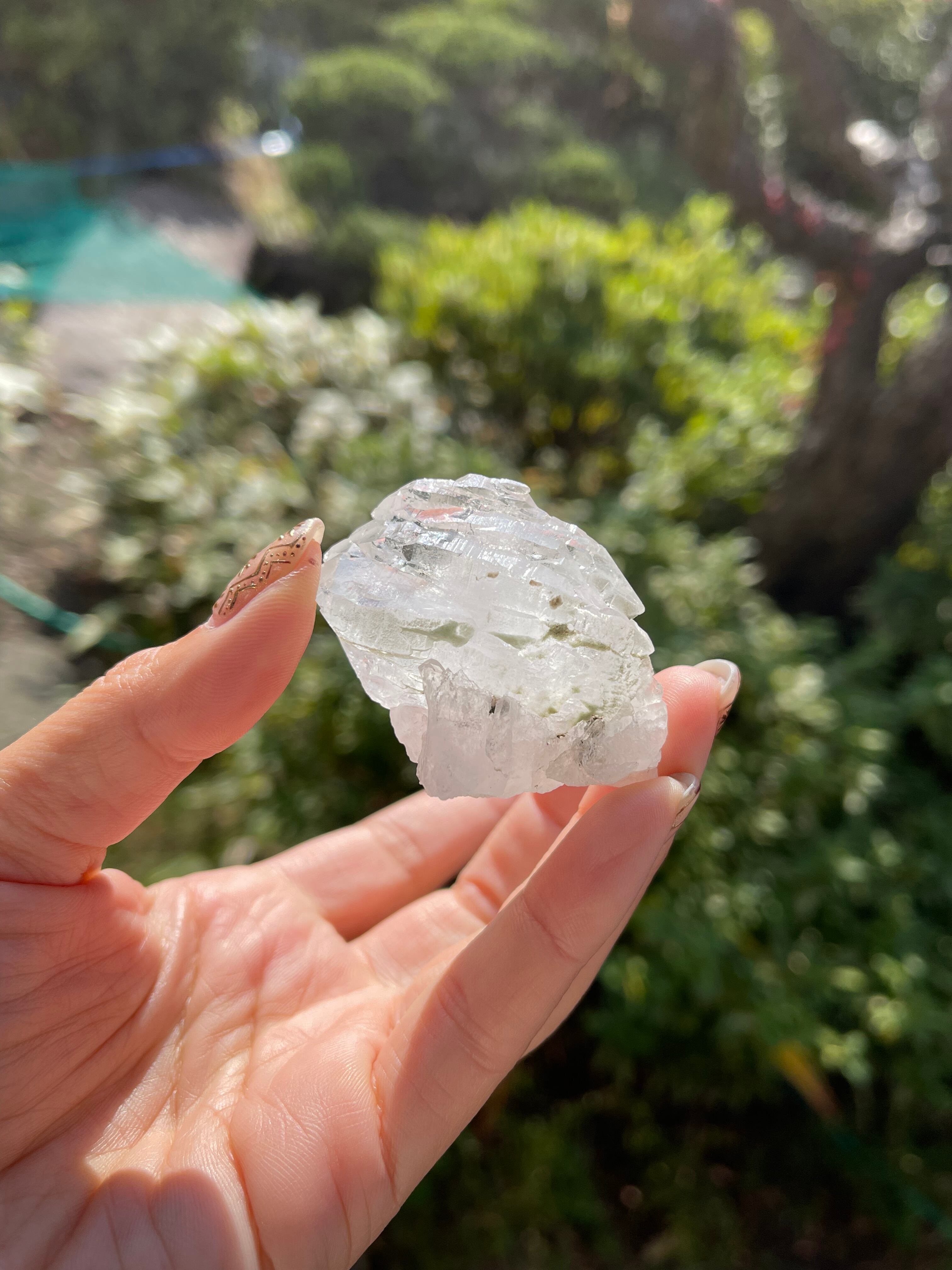 グウィンデル水晶(ねじれ水晶)　ヒマラヤ