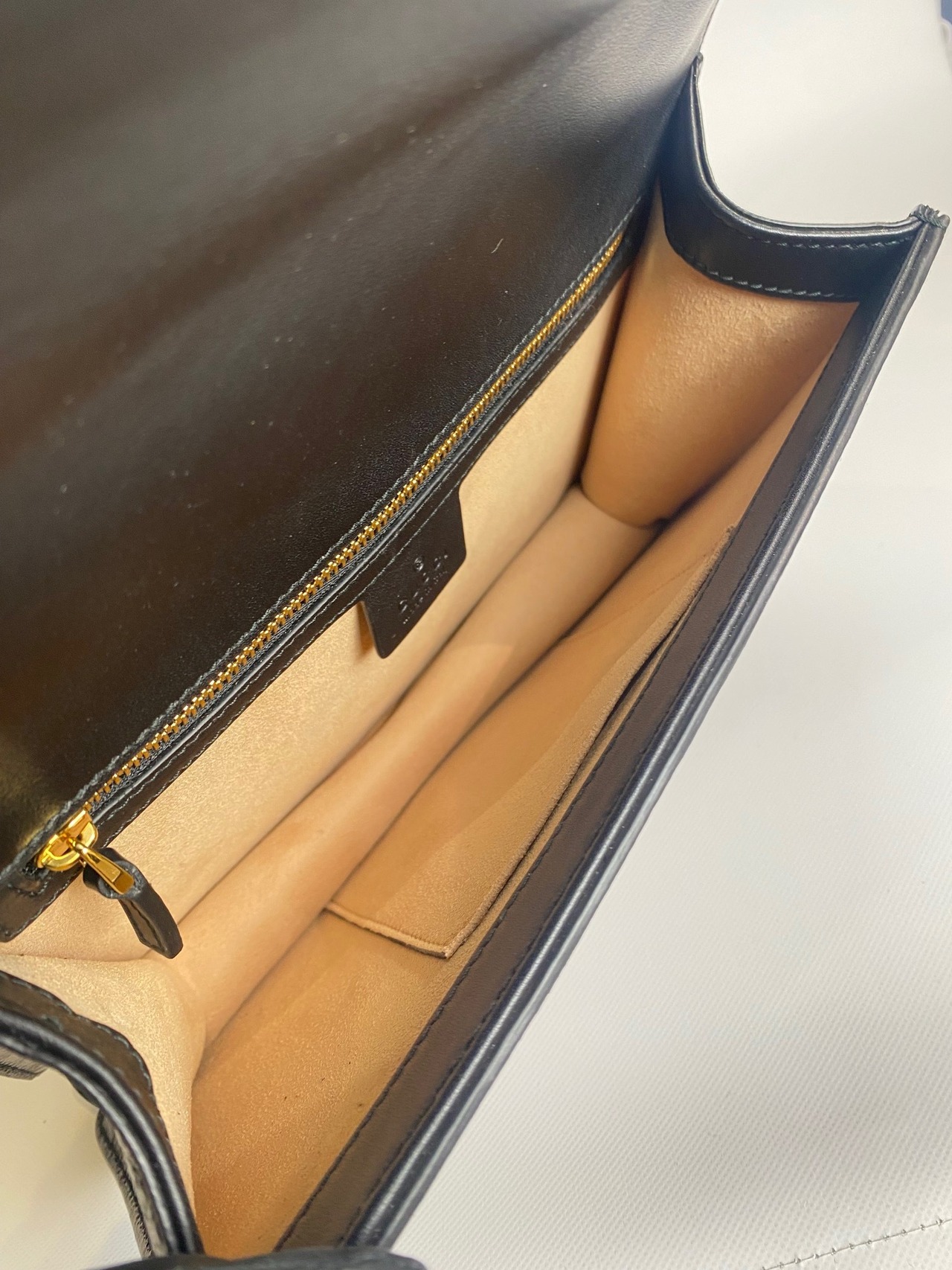 グッチ ショルダー バック レディース シルヴィ 524405 9JTEG 2068