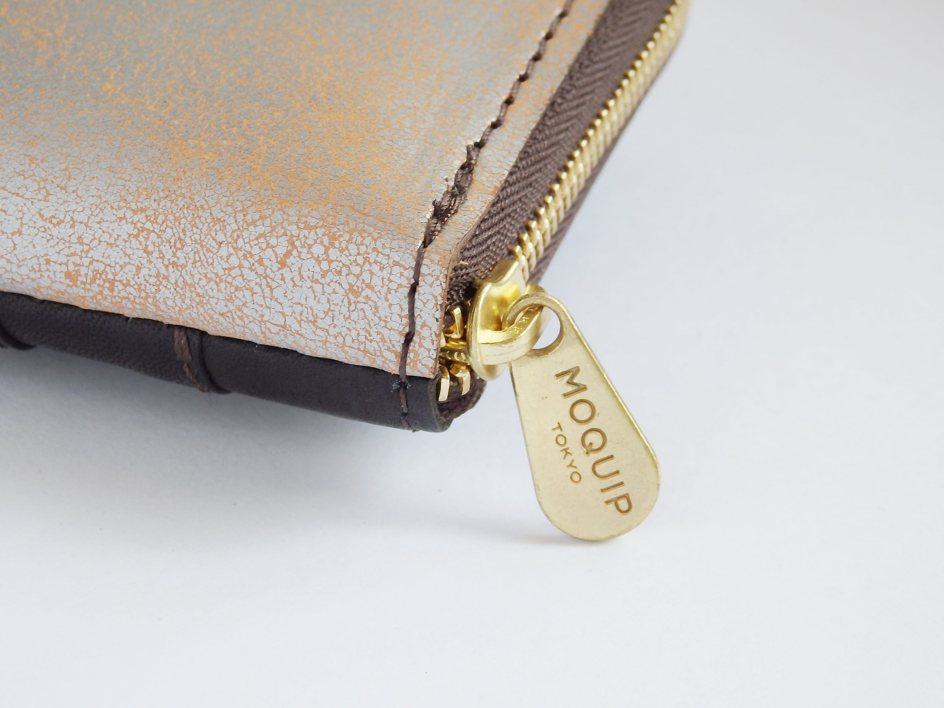 MOQUIP ー FLP限定ガルーシャラウンドパース ブラック ー | flponline