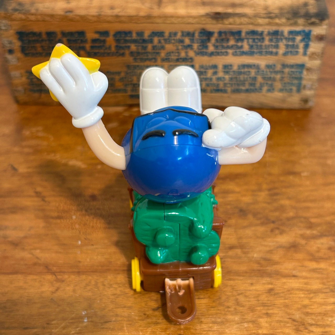 M&M's クリスマス・トレイン・トッパー サーカストレイン 列車 機関車 ブルー ミールトイ  エムアンドエムズ MU-287