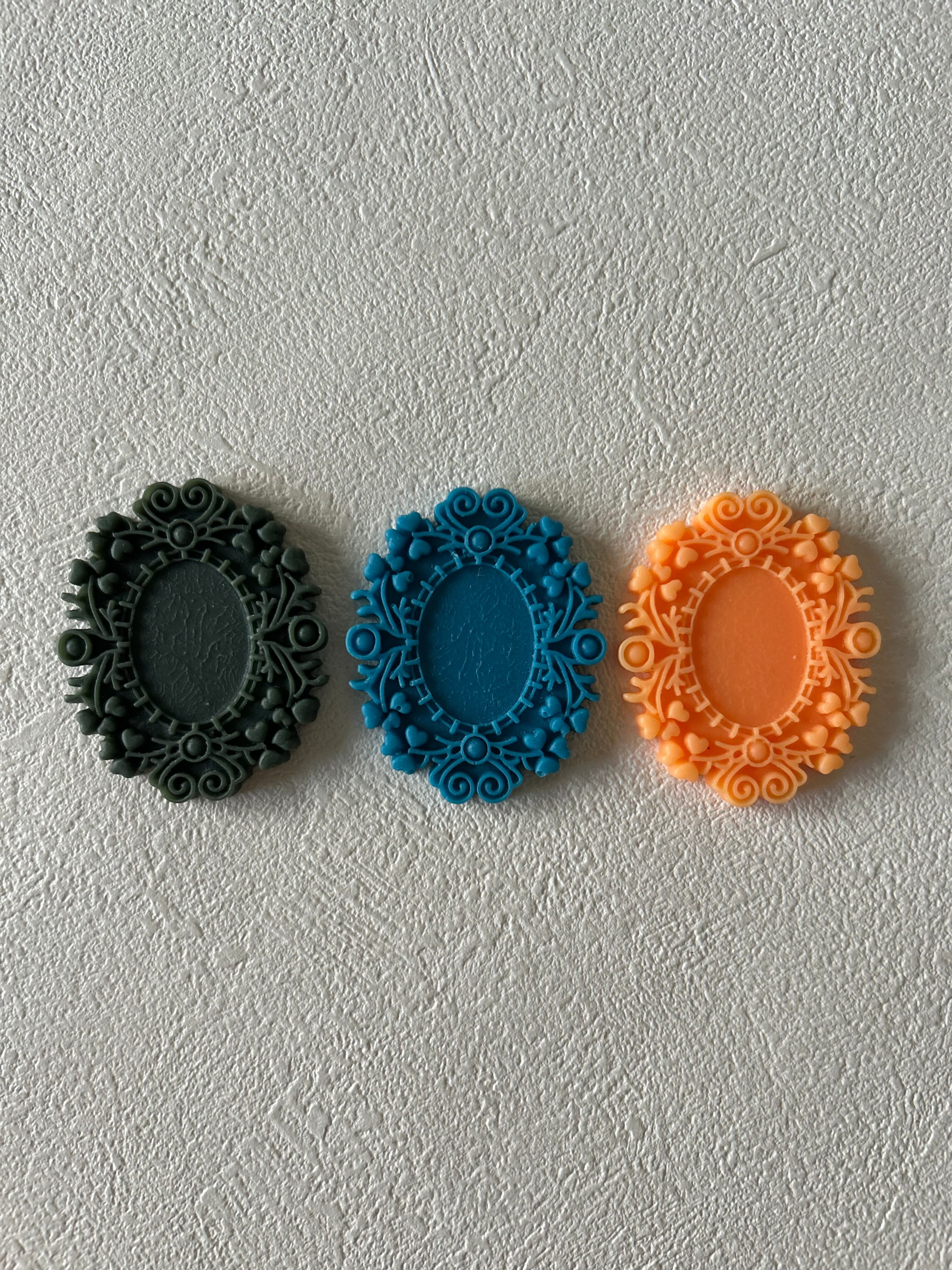 Japanese Vintage ヴィンテージパーツ フレームパーツ 台座 カメオ台座 アクリル 42mm×38mm カルトナージュ アクセサリーパーツ デコレーション材