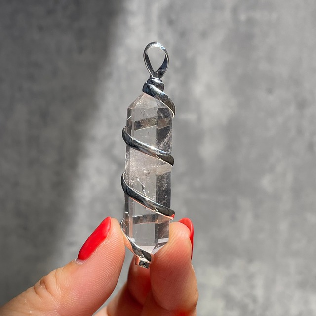 ペンダントトップ【ブラジル産 クリアクォーツ DT】アクセサリー（合金）鉱物 天然石 パワーストーン