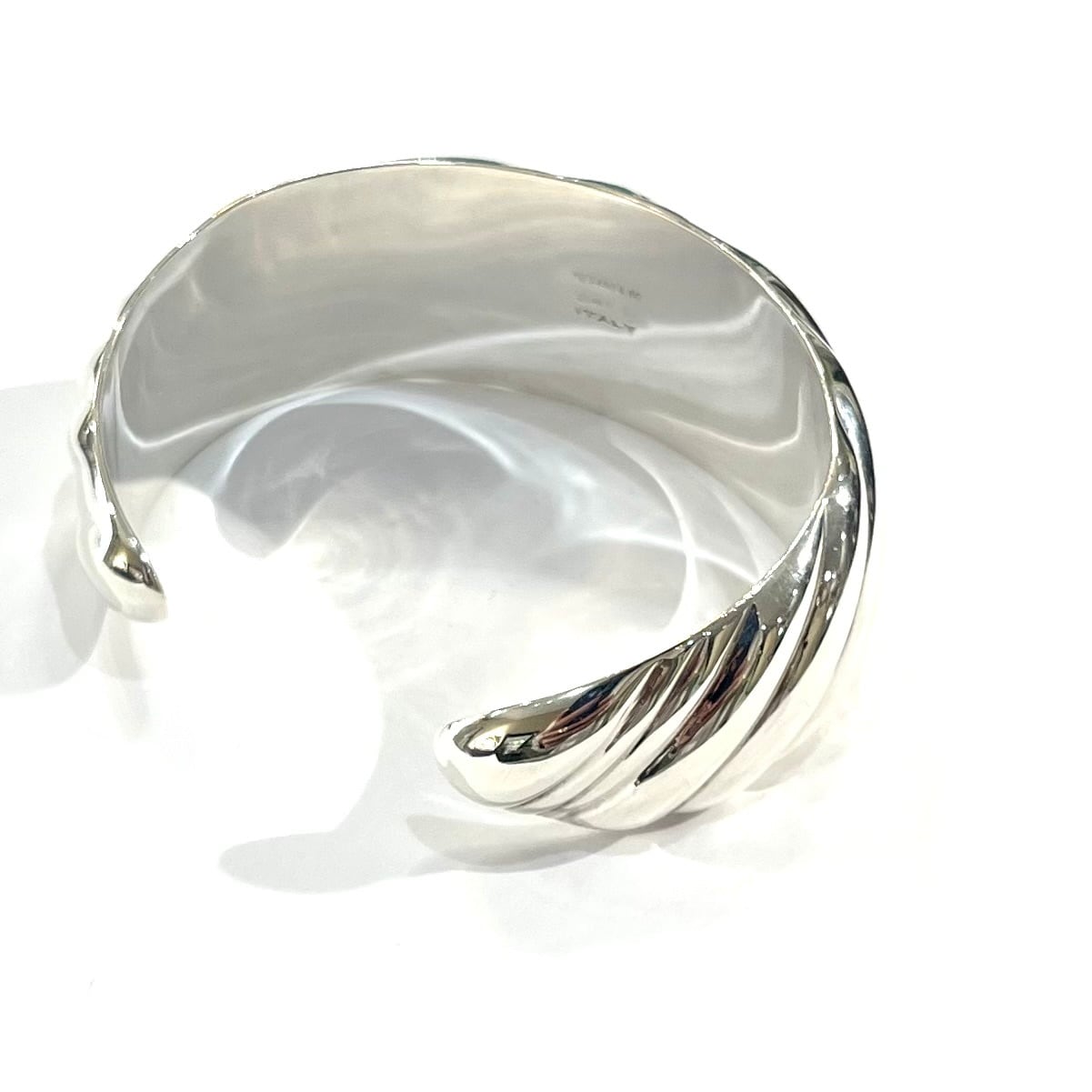 TIFFANY&Co.】T2798 ティファニーツイストワイド カフバングル