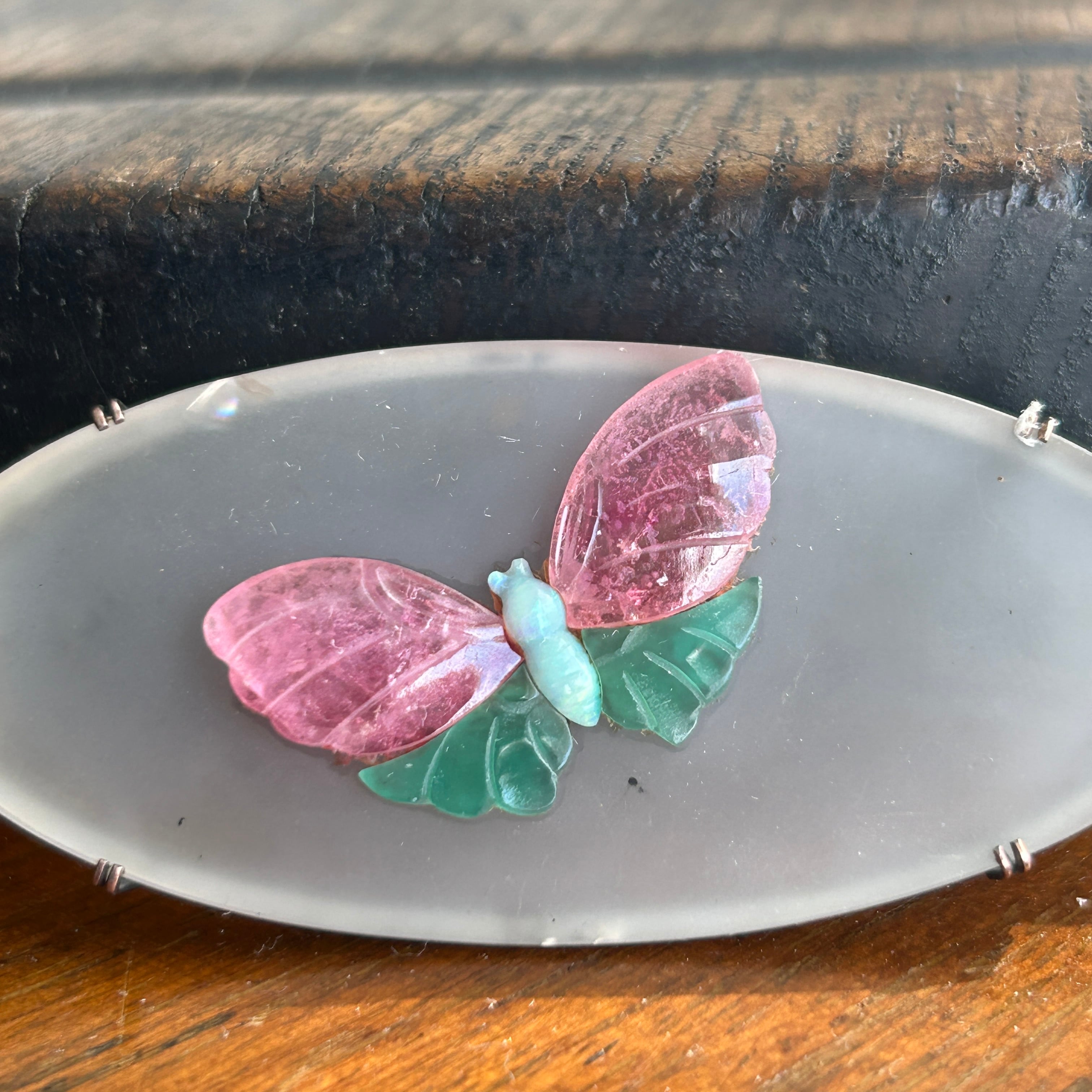 アンティーク　フロスト水晶に蝶の帯留め　難あり現状