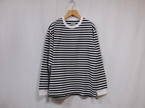 CURLY” RELAXIN L/S BORDER TEE BLACK/WHITE“