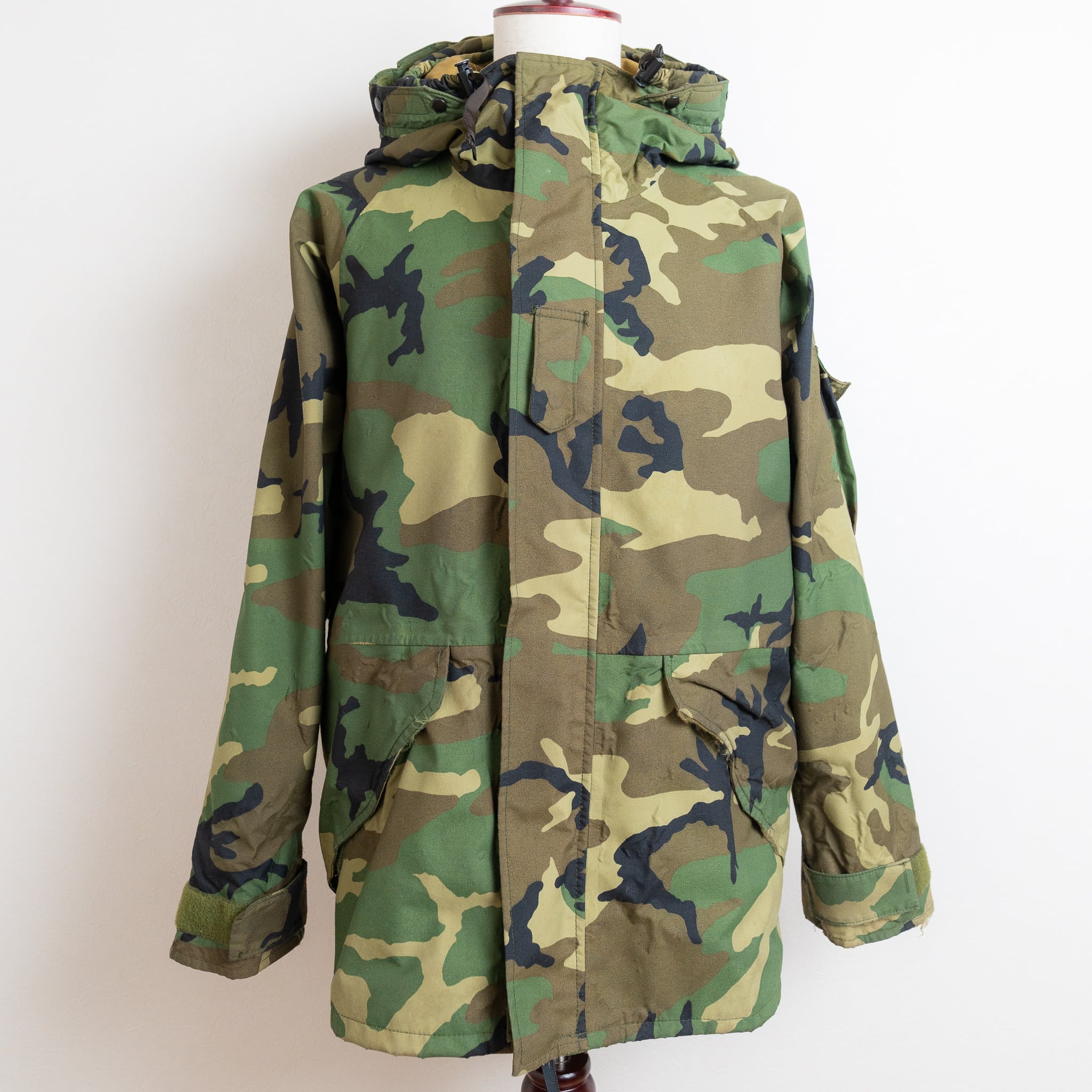 美品 米軍実物 US.ARMY ECWCS GEN1 後期　GORE-TEX