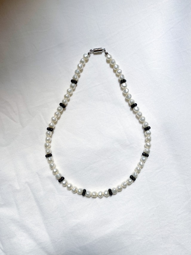 Vintage pra parle necklace / BLACK