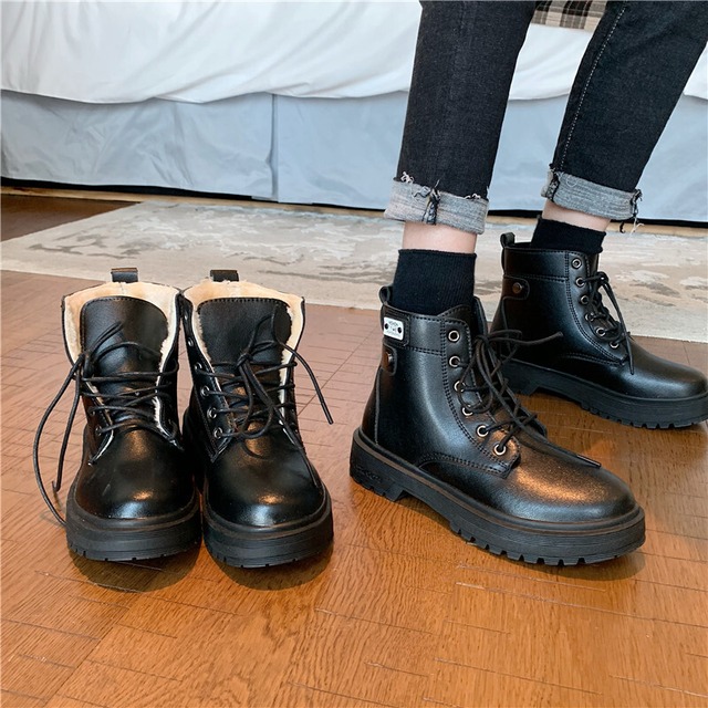 【韓国通販 dgo】platform martin boots black color（A0716）