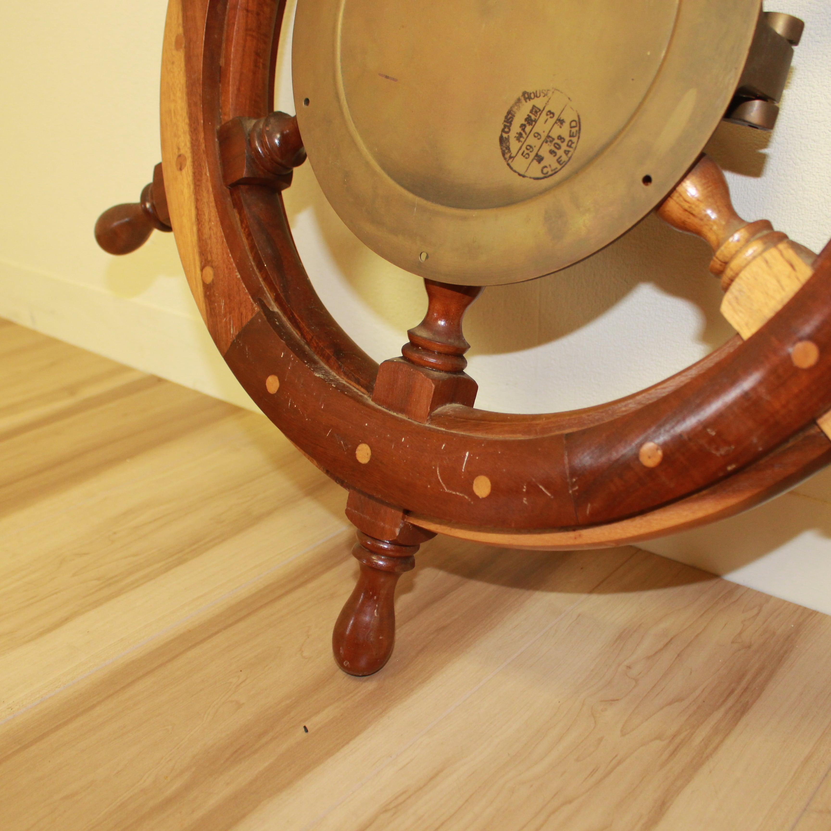 税関を通ってきたchadburnsのイギリスアンティーク船舵時計 | ROKA STYLE