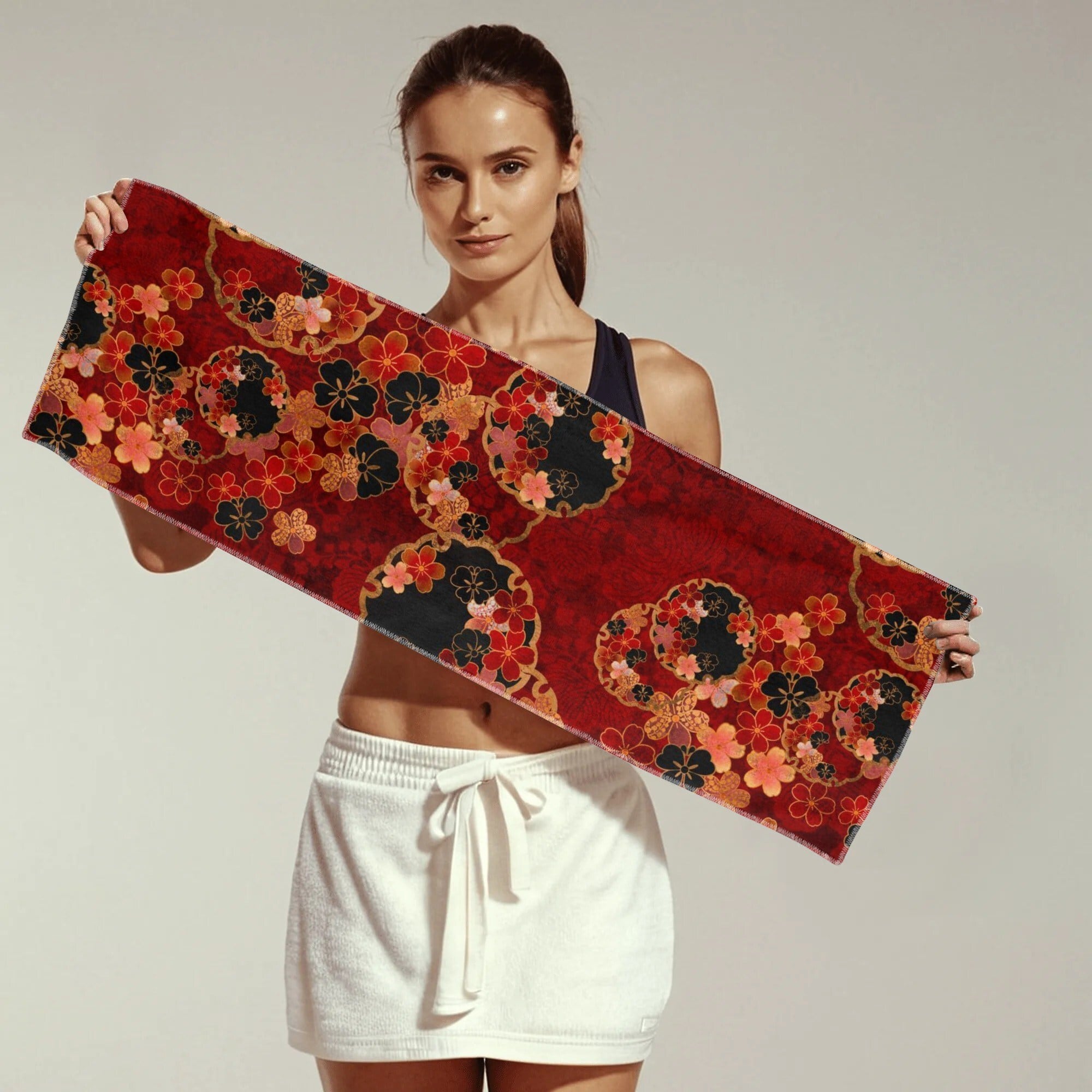 桜蝶紋様 雪輪 紅 両面プリント華やかタオル