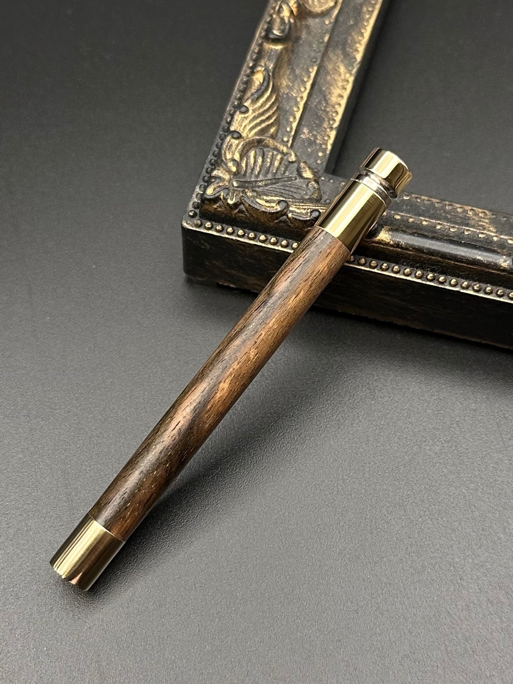 Framberg 芯ケース　黒柿孔雀杢 黒柿(孔雀杢)/替芯ケース | Flamberg