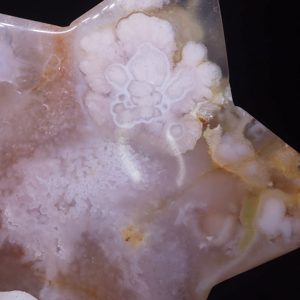 桜めのう お星様 瑪瑙 にぎり石 65.2g AG357 鉱物 原石 天然石