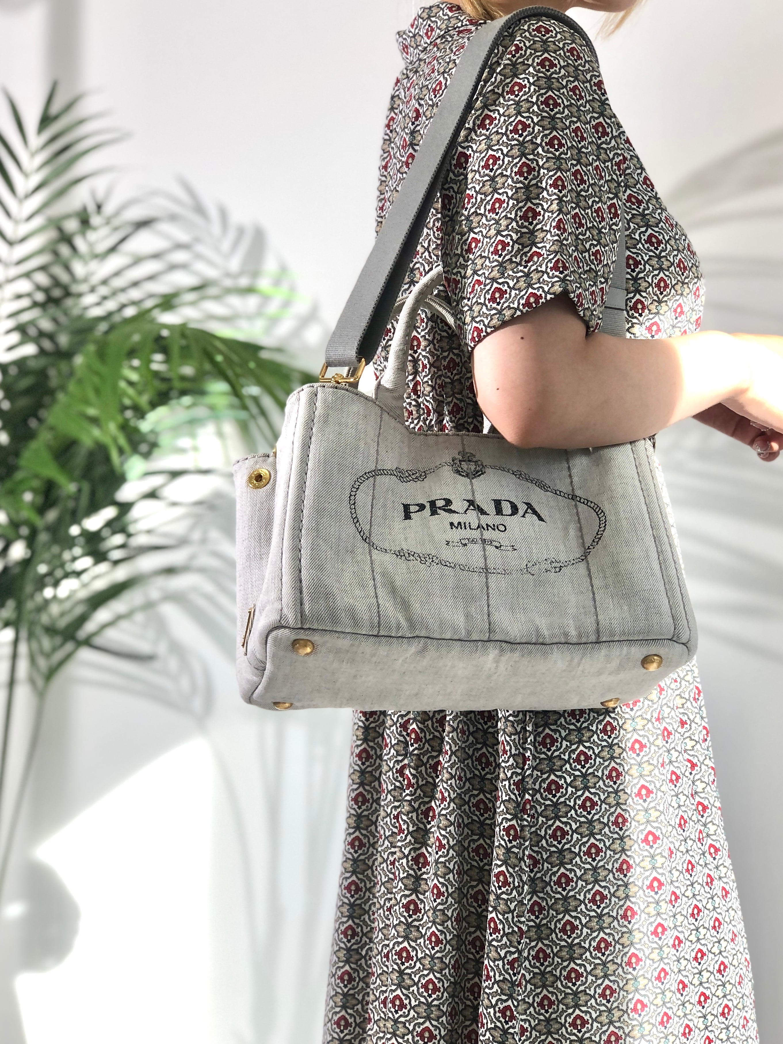 PRADA プラダ カナパ ロゴ キャンバス トートバッグ ショルダーバッグ 2way ライトグレー vintage ヴィンテージ オールド  h4aifs | VintageShop solo powered by BASE