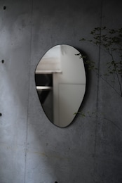 No.05 IRREGULAR MIRROR / W450×H600 / BLACK