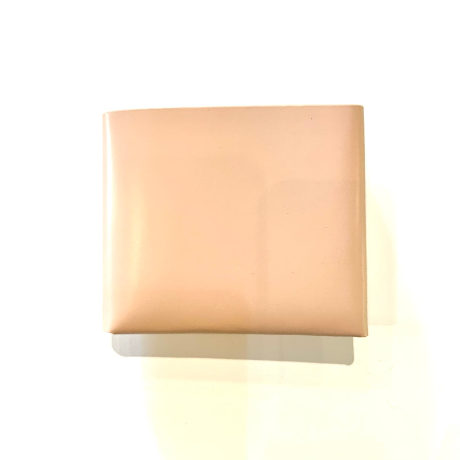 i ro se SEAMLESS SHORT WALLET | ON SUNDAYS