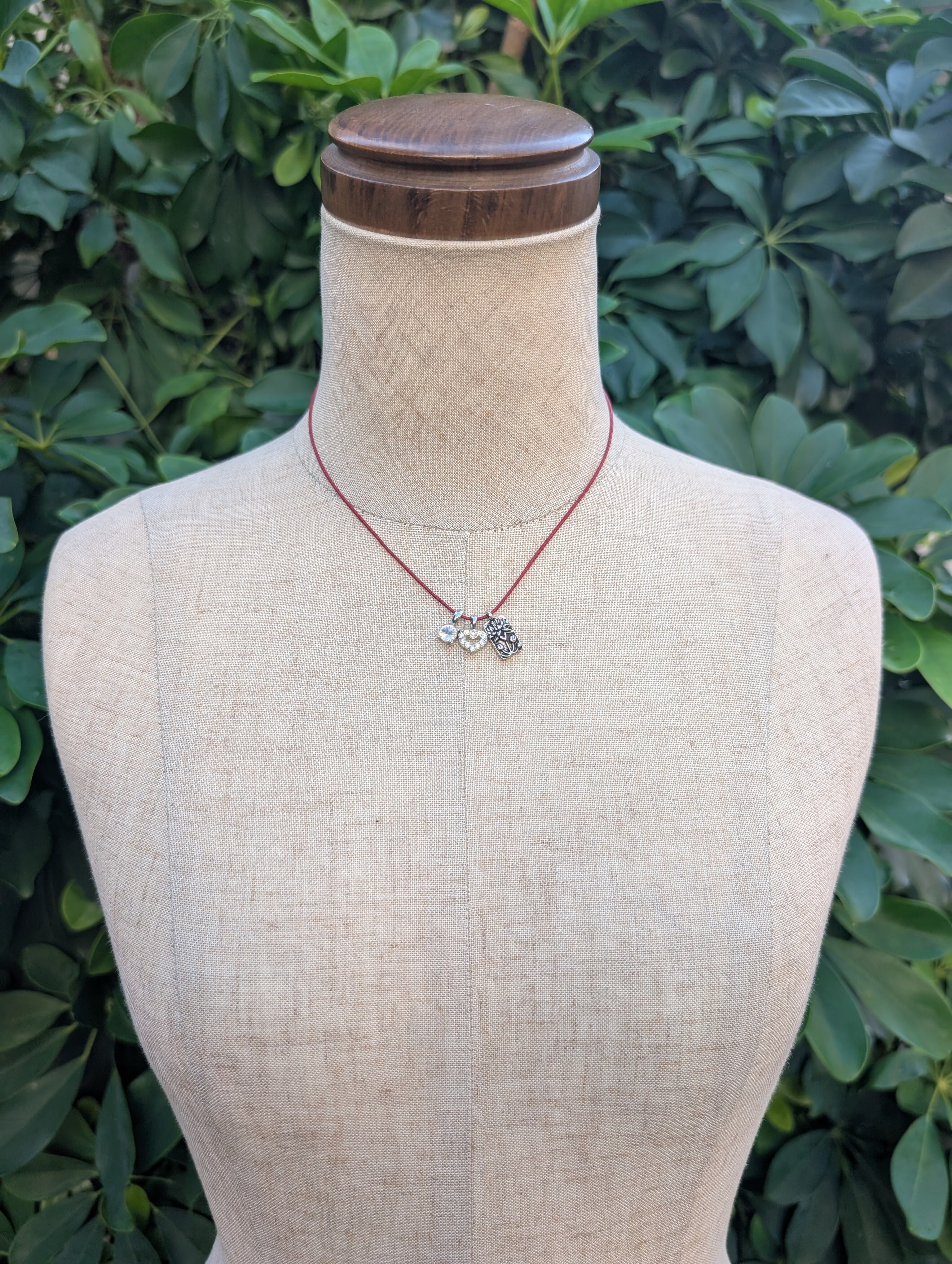 "深緑" original hand made necklace / RED