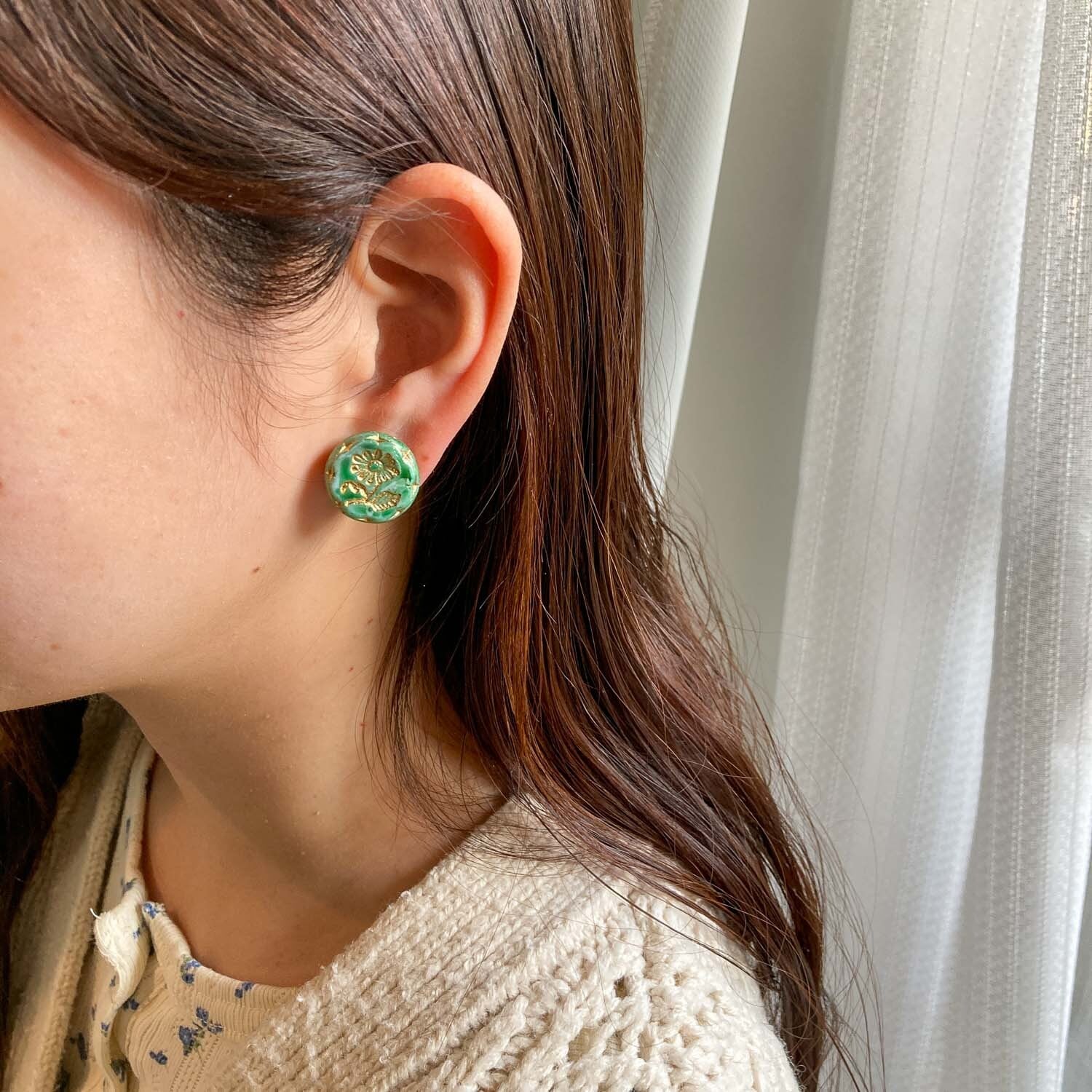 一輪の花模様チェコガラス〈ピアス/イヤリング〉 | Dua-アクセサリー