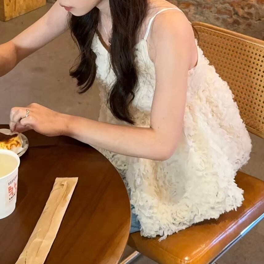 ロマンチックフラワーキャミソール