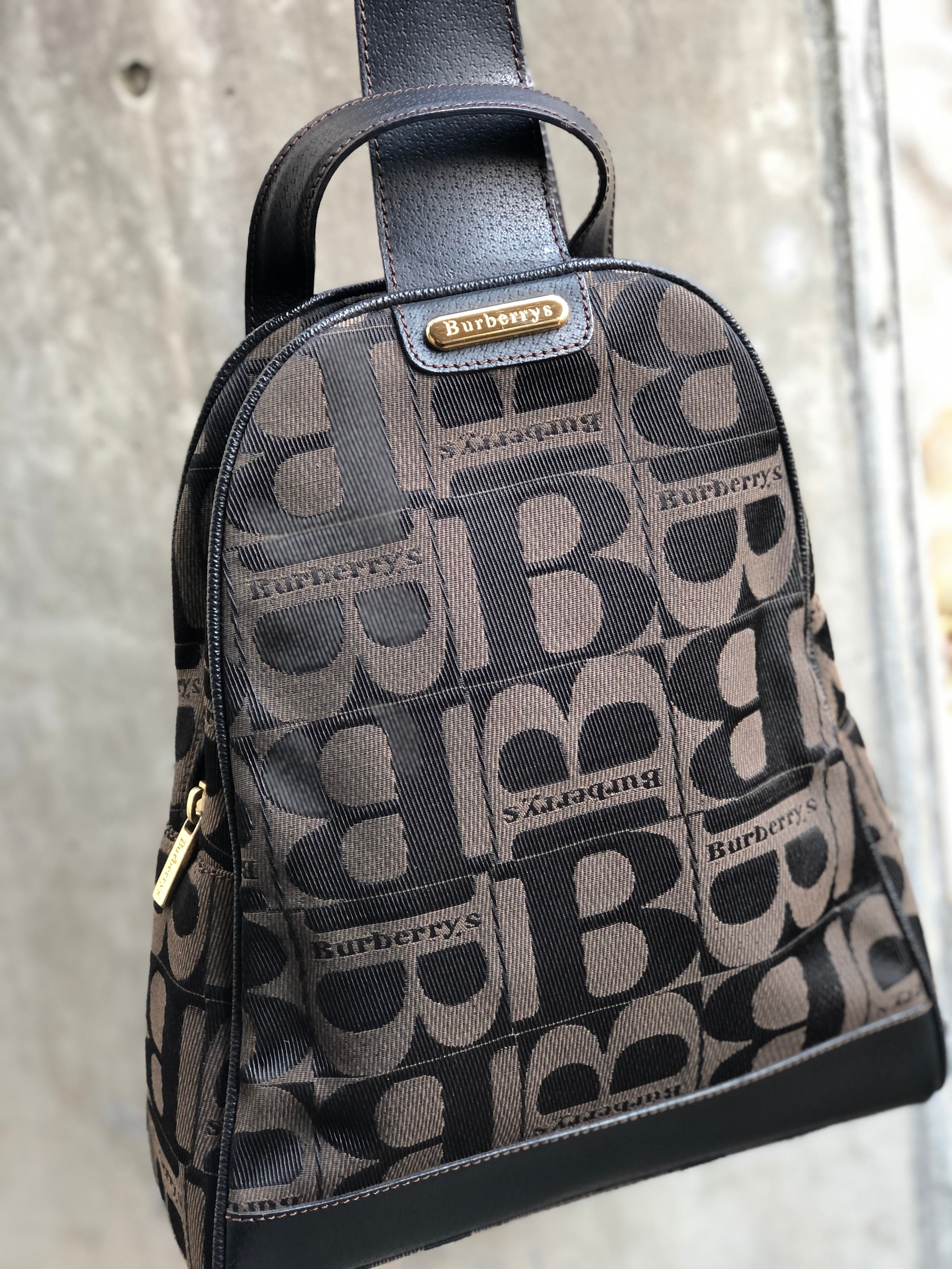 Burberrys　バーバリーズ　ロゴ　ジャガード×レザー　ボディバッグ　ブラウン　vintage　ヴィンテージ　オールド　asmauk |  VintageShop solo powered by BASE