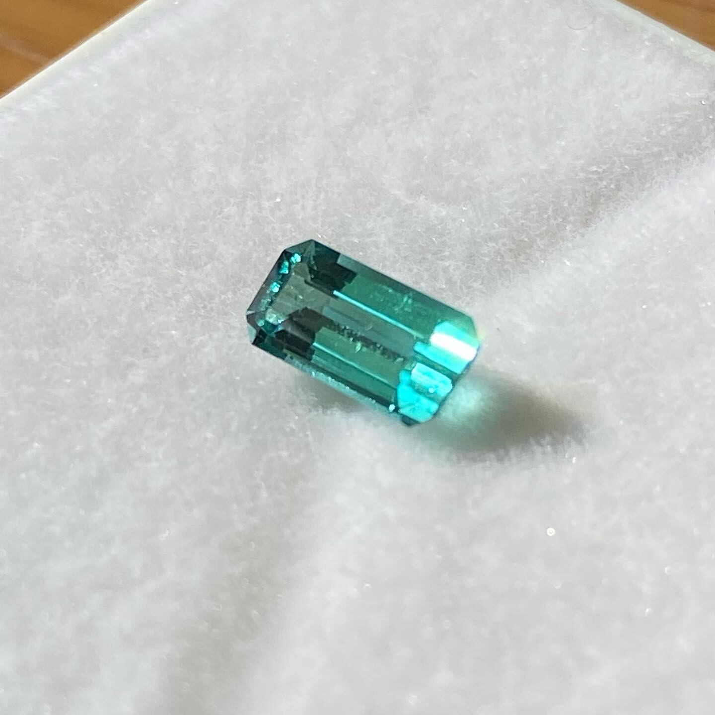 ラグーン〜ピーコック+ネオン感な極上カラー トルマリン2