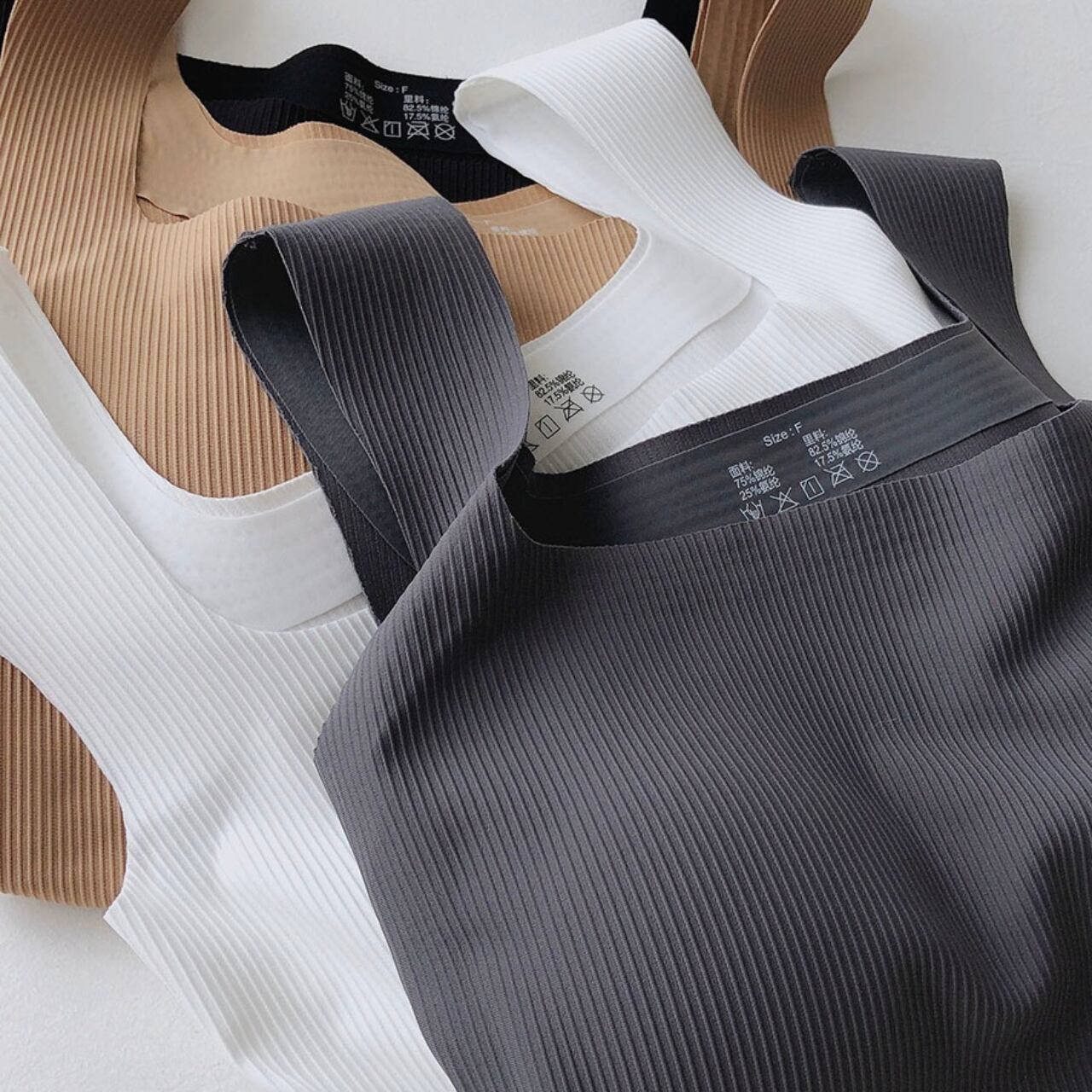 リブブラタンクトップ A0120