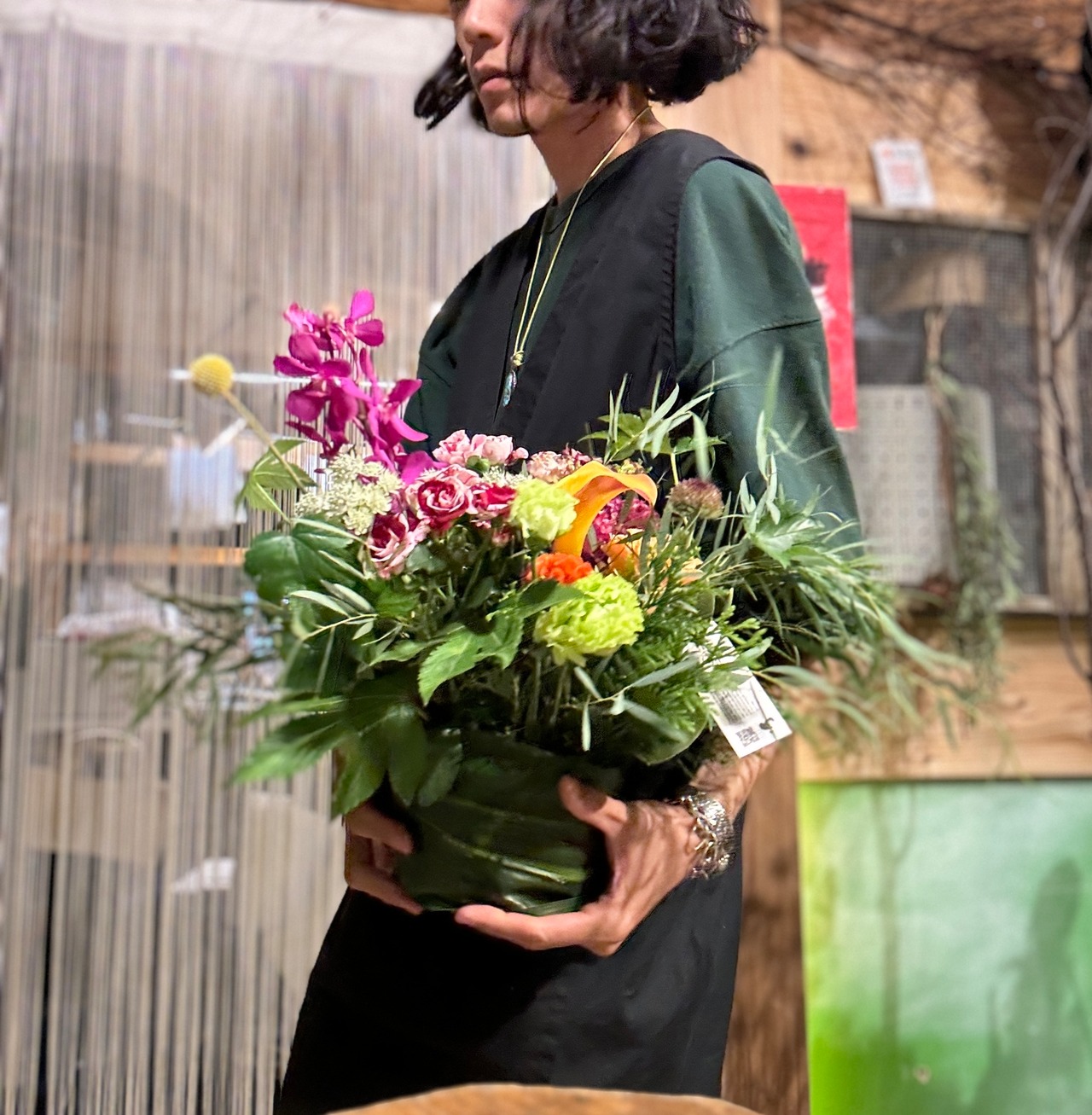 【お届け専用商品】誕生日&各種の祝い花　M　※花束または置き型を選択式