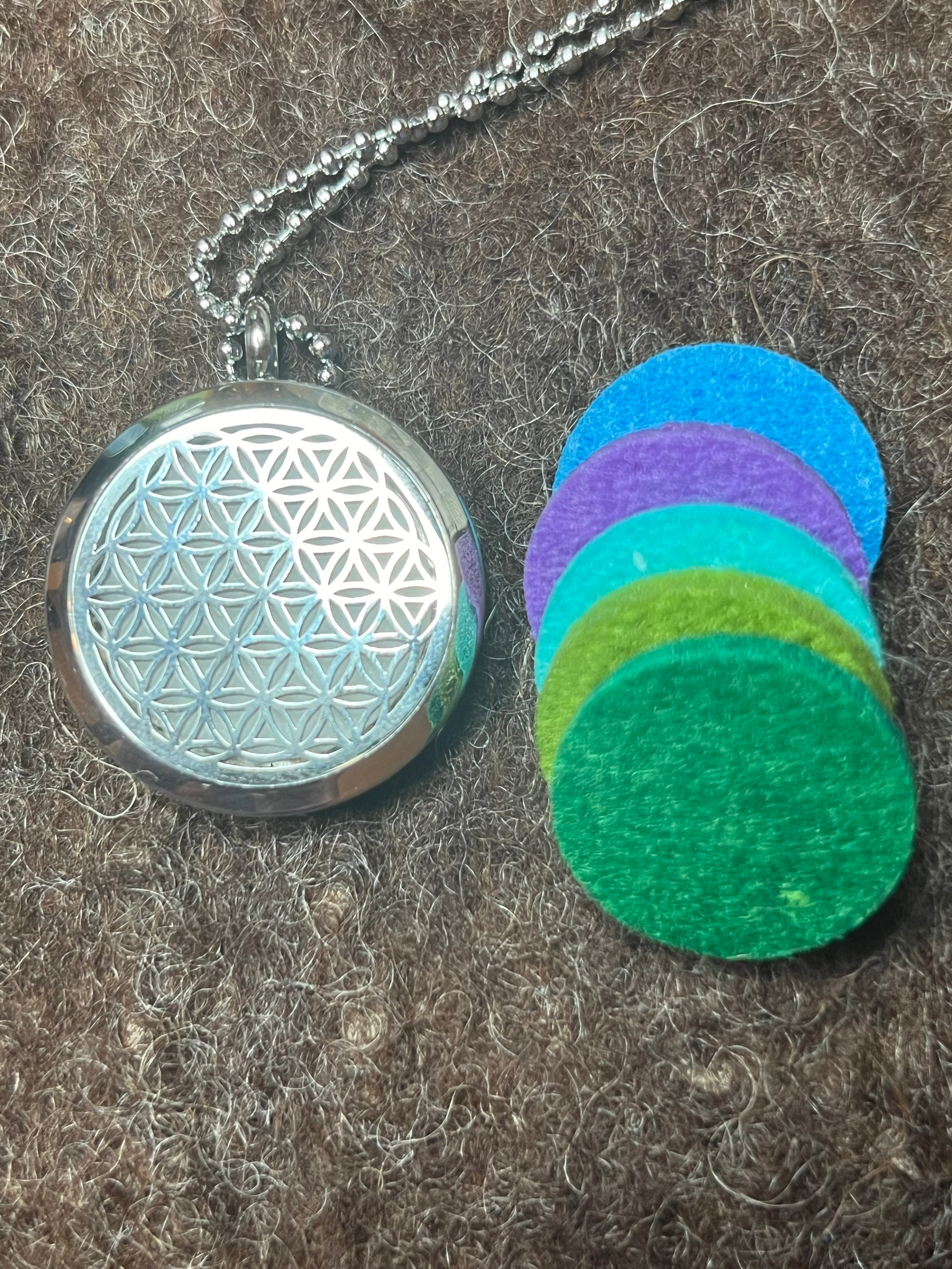 アロマペンダント【ディフューザー】フラワーオブライフ(生命の花) ステンレス