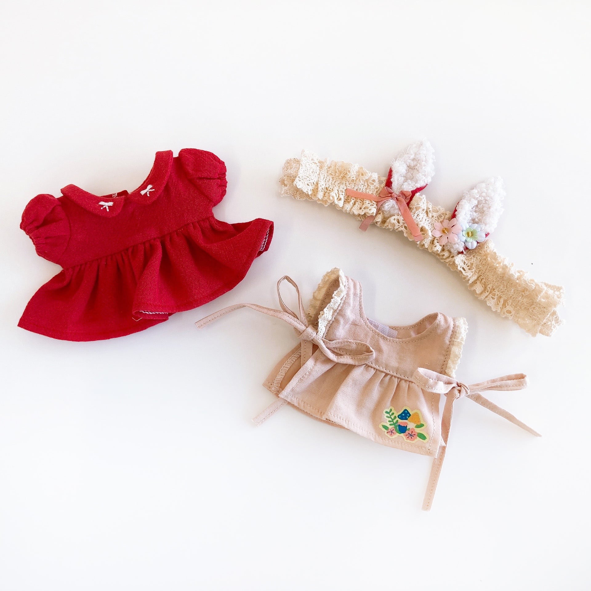 776【15cm】花畑のこうさぎワンピース | Little Closet │ ぬい服