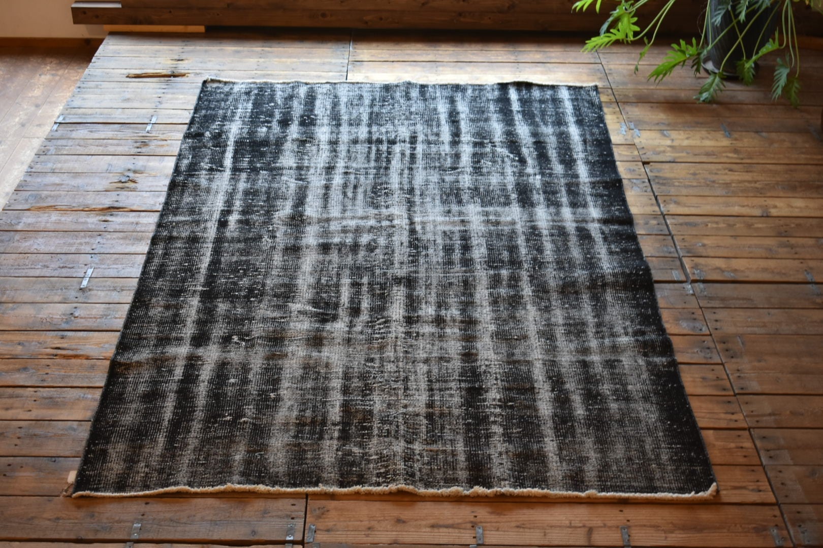 ★ ルルるん★ ヴィンテージラグ インドラグ LR03012 Old Tribal Rug | lool(ロール)は山口県山口市にて