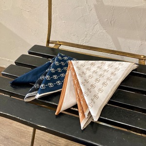 BICOLOR BANDANA