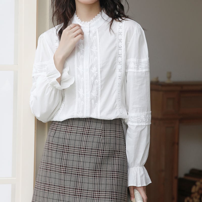 レースステッチラウンドネックブラウス M1756