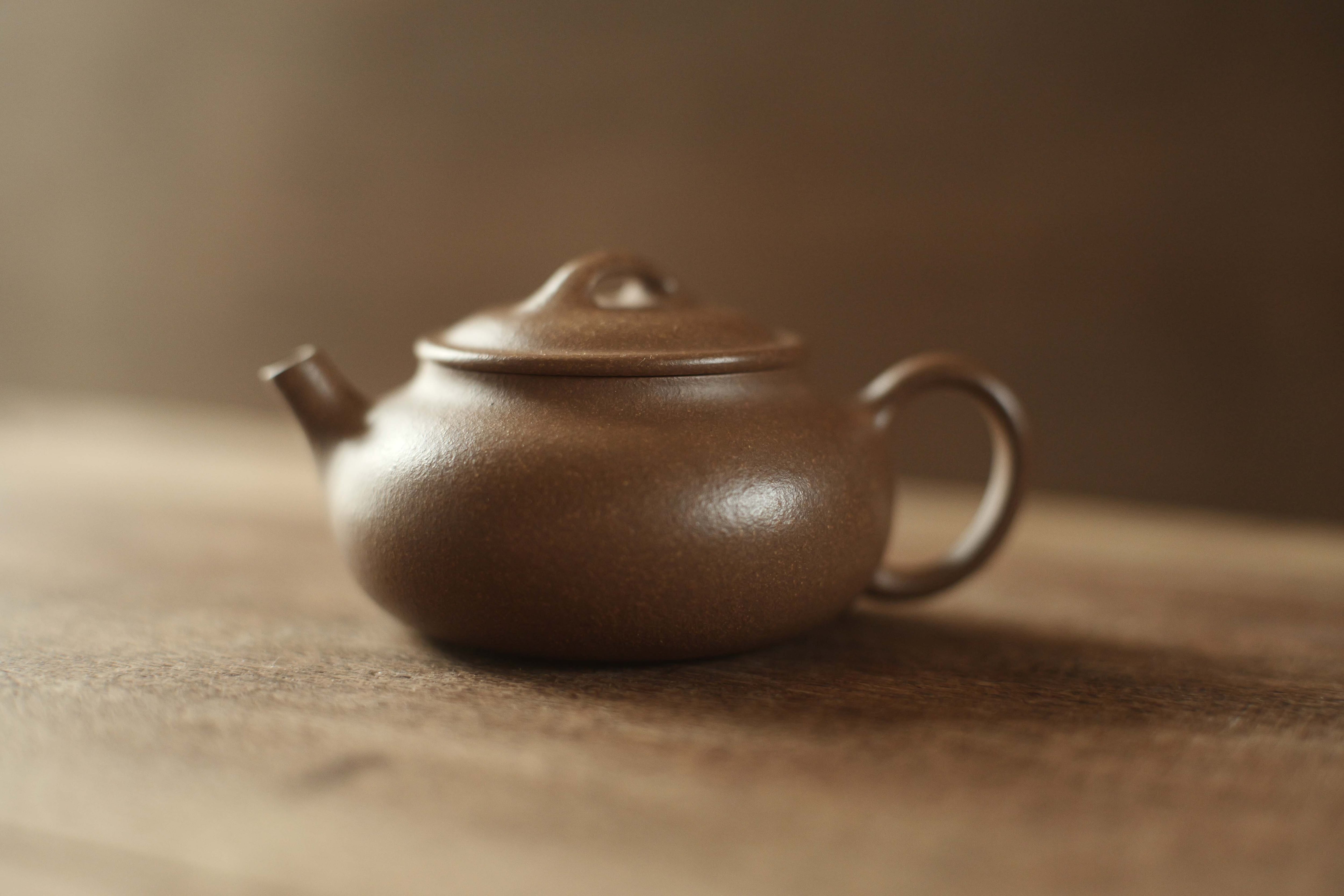 宜興紫砂壺「湯婆」・黄龍山老段泥 | 北白川糕糰店