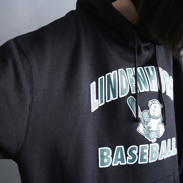 front print design XXL over silhouette black sweat parka