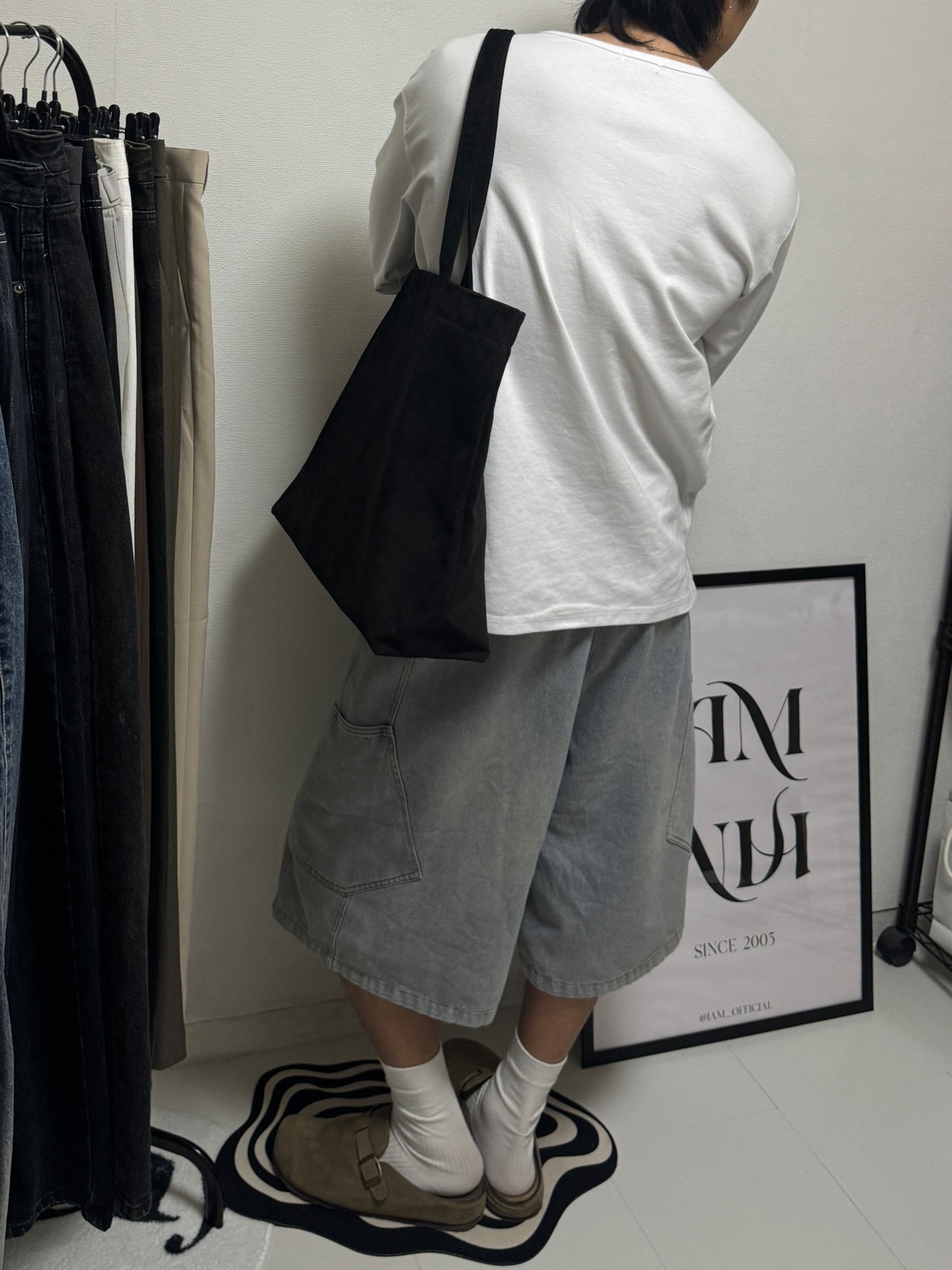 Maison Botanic Crroped Uneck Long Sleeve (3color) - 10