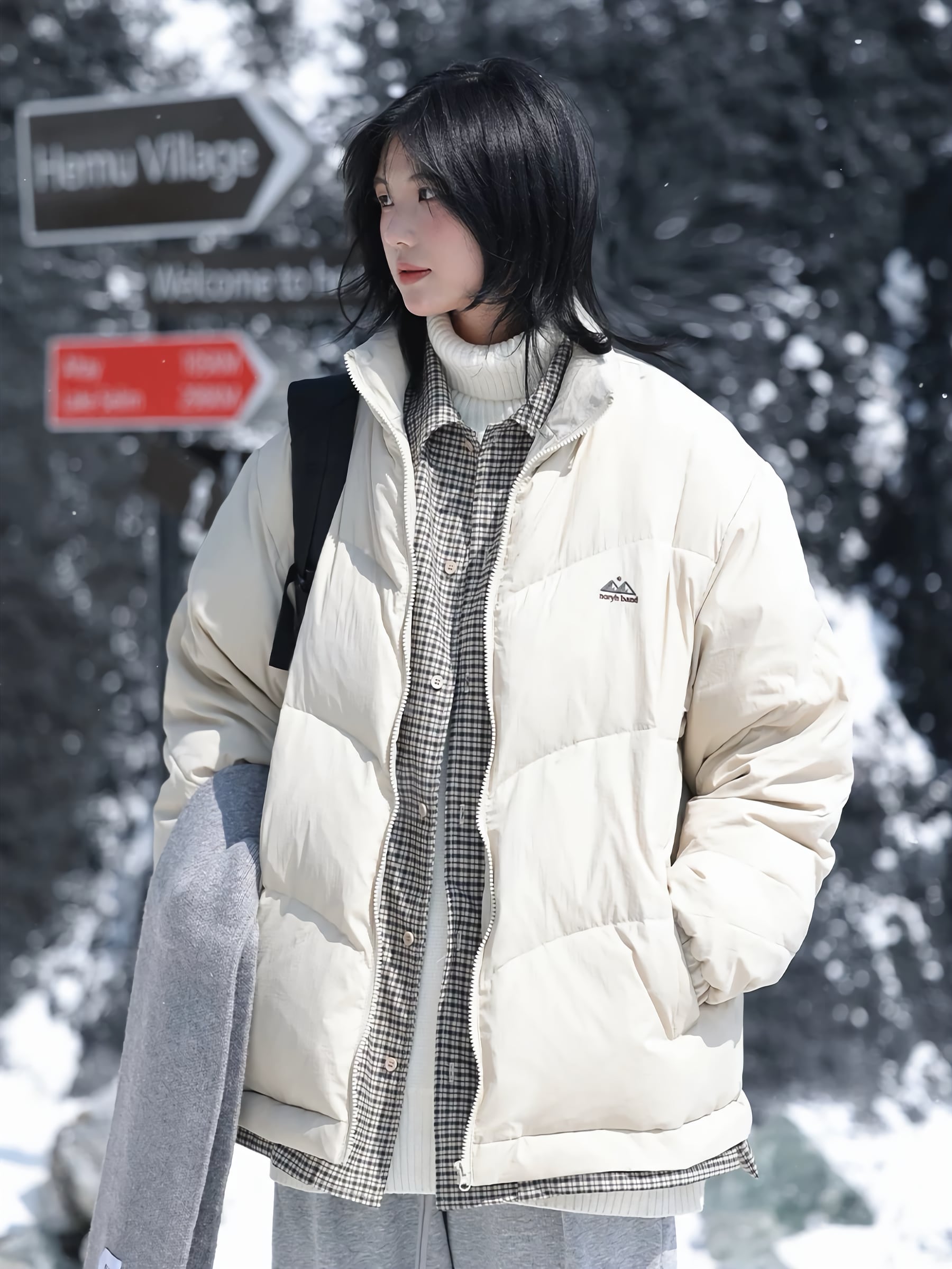 21AW名作・美品・極暖 ホワイトダウンジャケット サイズ48 MONCLER 