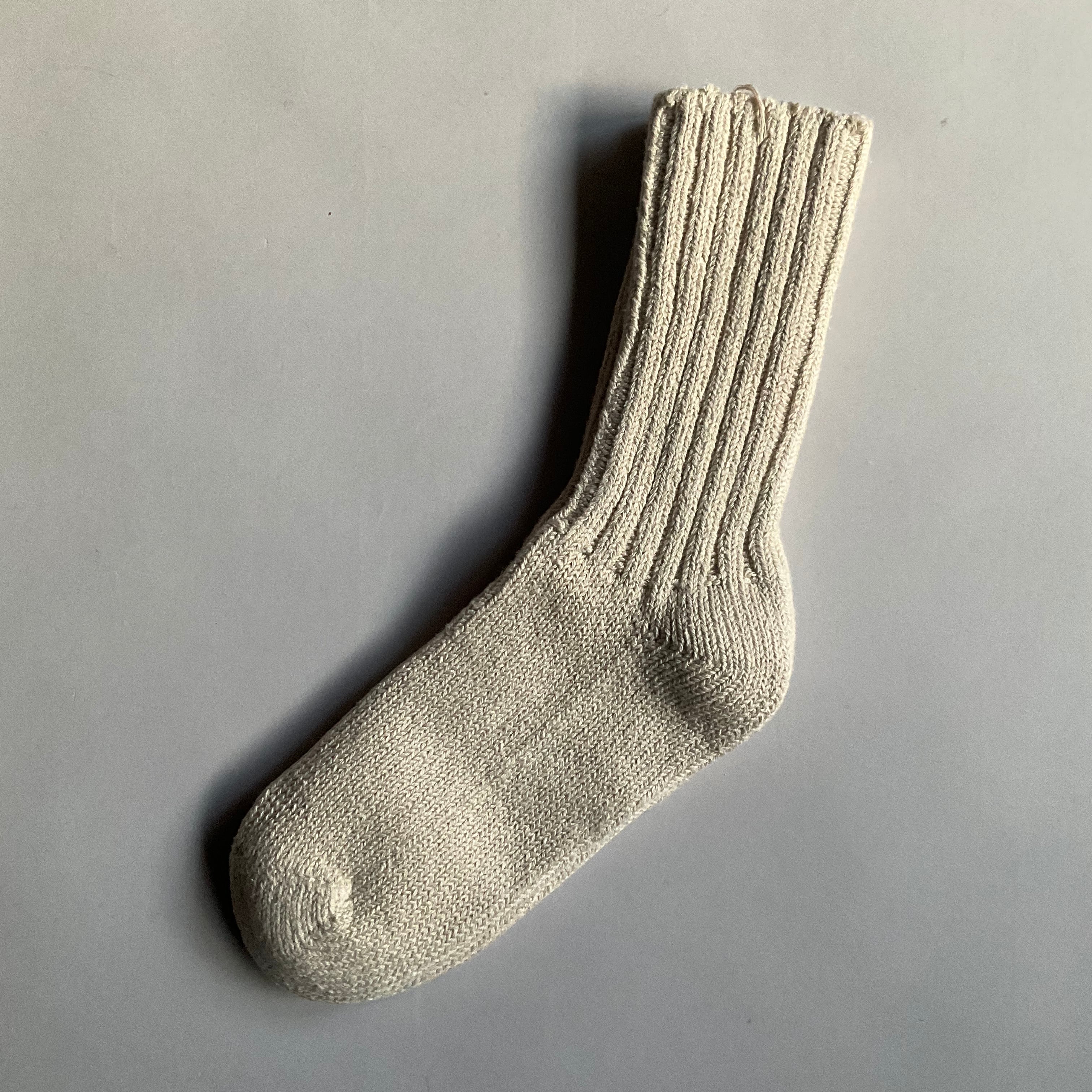 YAECA / ヤエカ COTTON/SILK SOCKS #13902 Beige