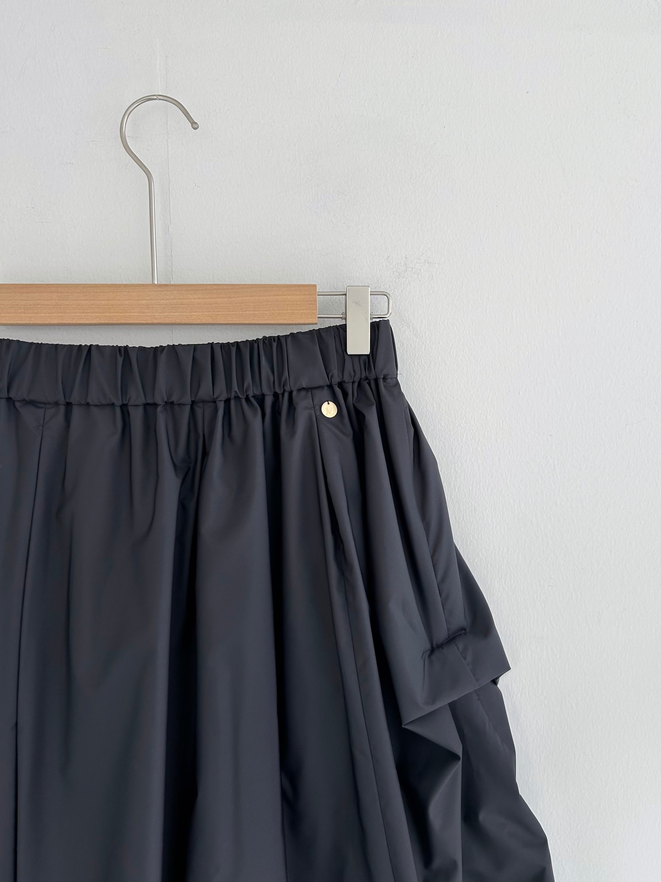 Muveilリボン柄 プリーツスカート 38 Muveilリボン柄 プリーツスカート 38 SKIRT商品一覧 | MUVEIL