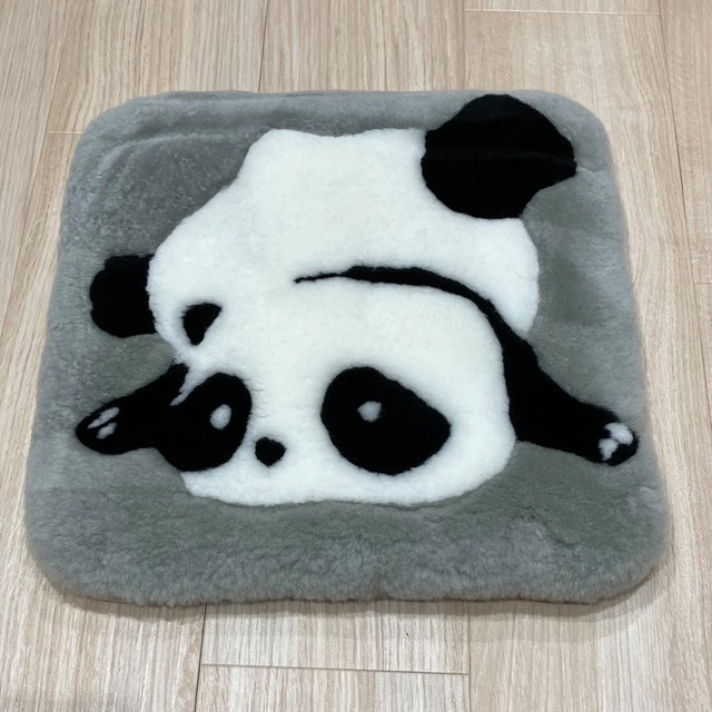 【サンプル品各1点のみ】 パンダデザイン短毛ムートンクッション⑥}