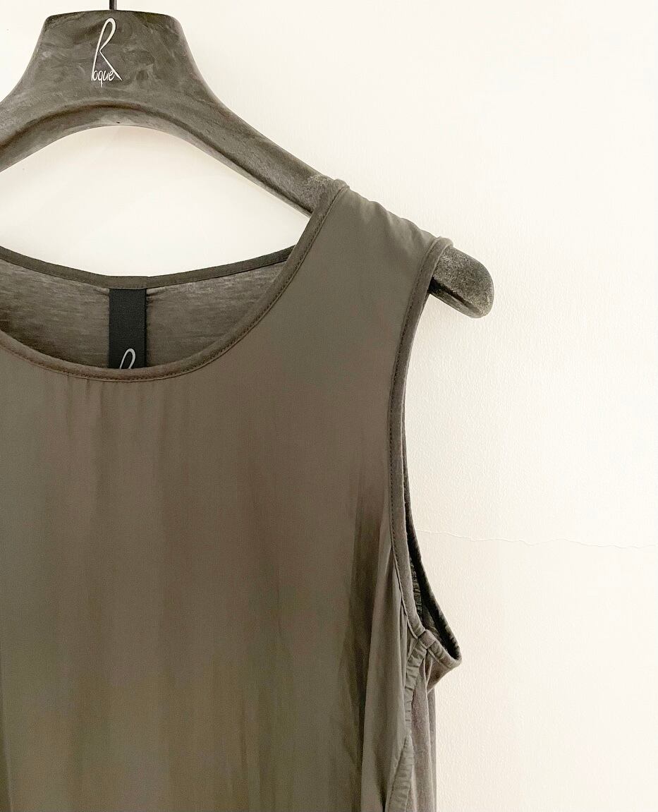 新品 ROQUE by ILARIA NISTRI ノースリーブトップス | mapolis