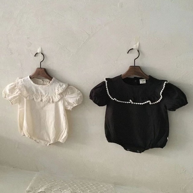キッズ　モノトーンフリルロンパース　66cm〜90cm