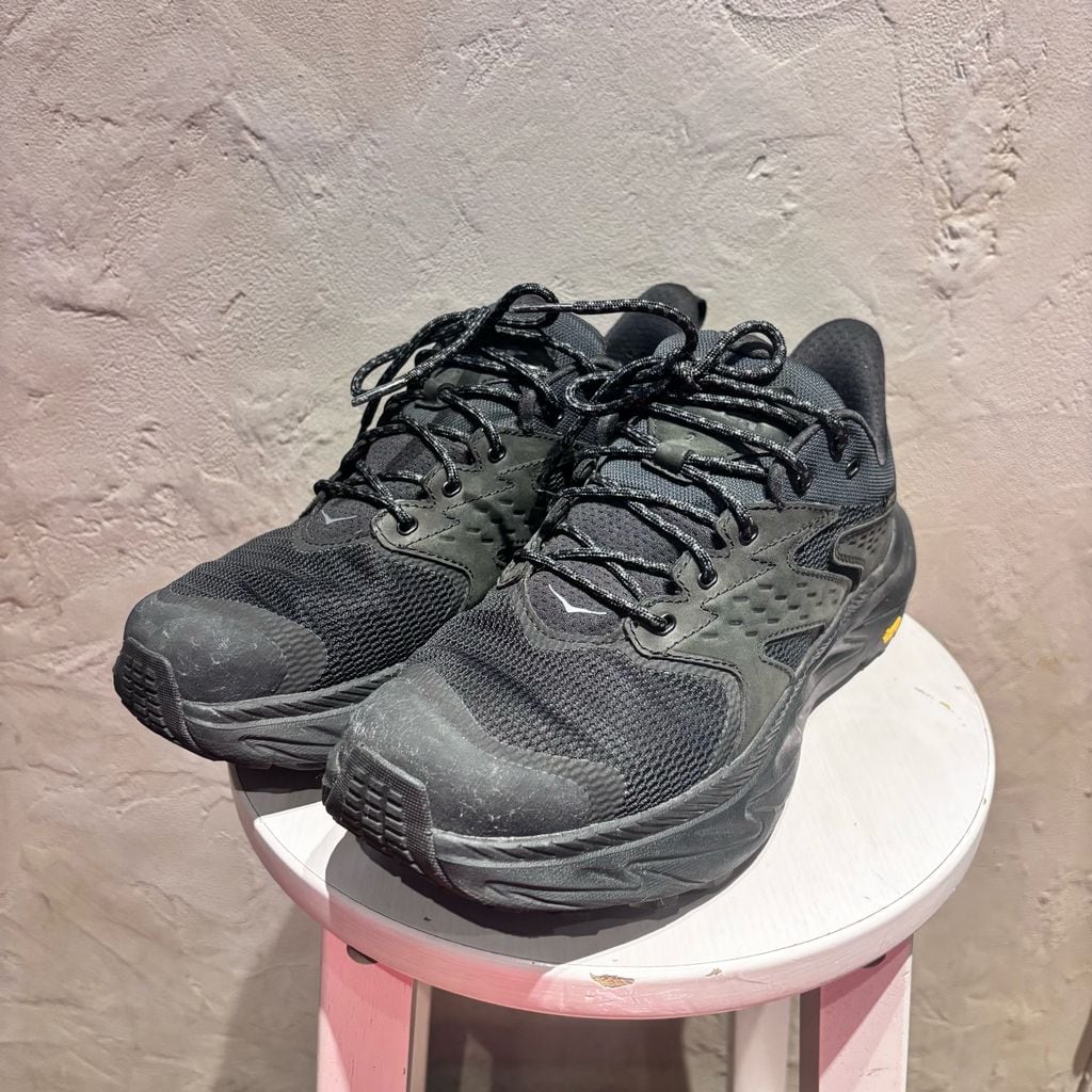 HOKA ANACAPA 2 ブラックスニーカー HOKA ANACAPA 2 LOW GTX BLACK / BLACK 24SS-I（ホカ アナカパ 2