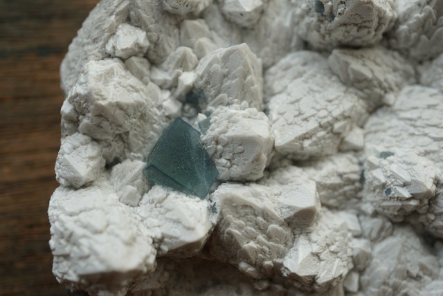 内モンゴル産モランディフローライト/クォーツ Fluorite / Quartz 1643