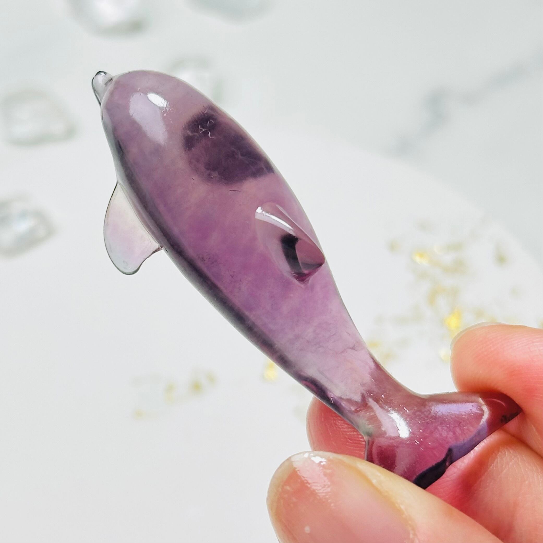 透明感きらめく天然石イルカ｜癒しのフローライト彫刻インテリア 06